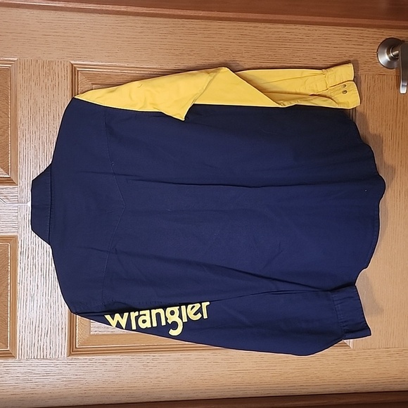 Vintage‎ Wrangler Shirt Kids Size XL 14-16 Rodeo Cowboy Western Button Down EUC - Picture 8 of 10